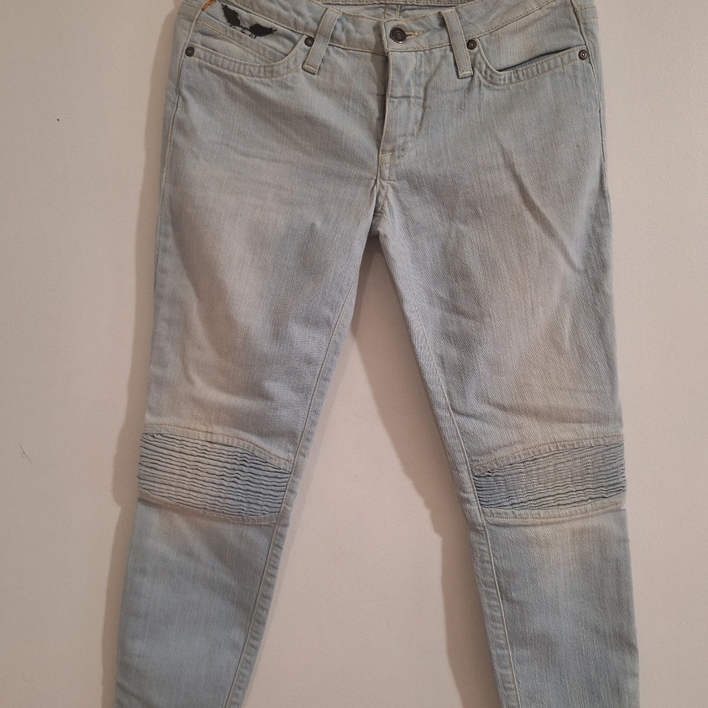 Robins Jeans
